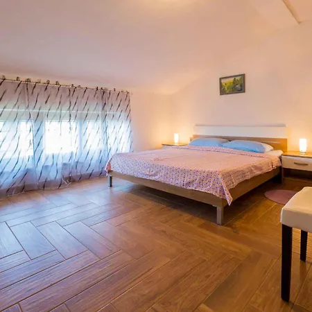 In 39172 Apartment Crikvenica