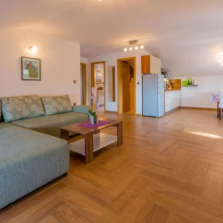 Apartment In 39172